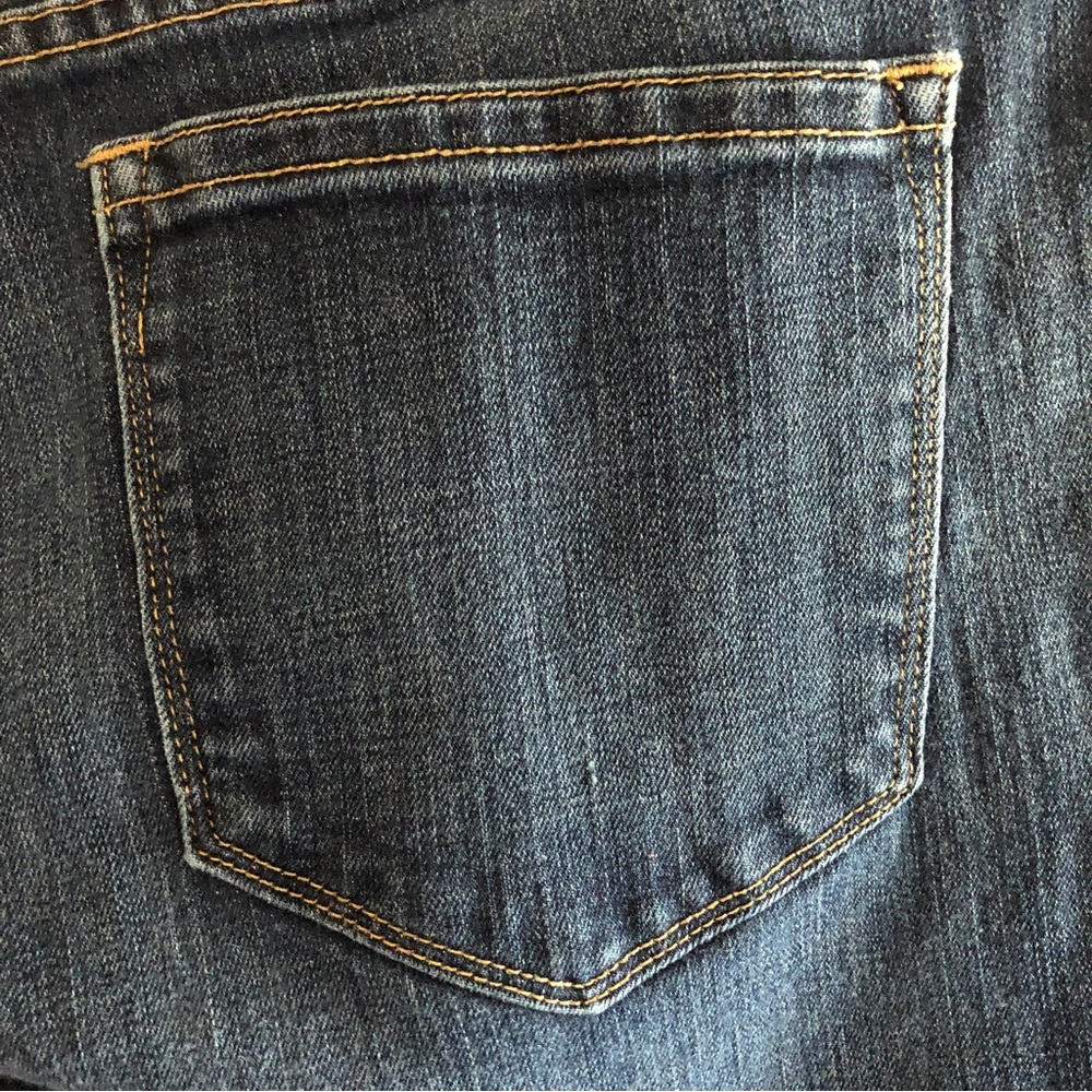 Old Navy Plus Size Dark Wash Mid Rise Straight Leg Jeans - Picture 6 of 9